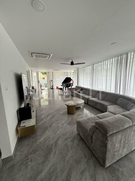 8 Bed Bungalow (Landed) for Rent in  Wak Hassan Drive - Image 6